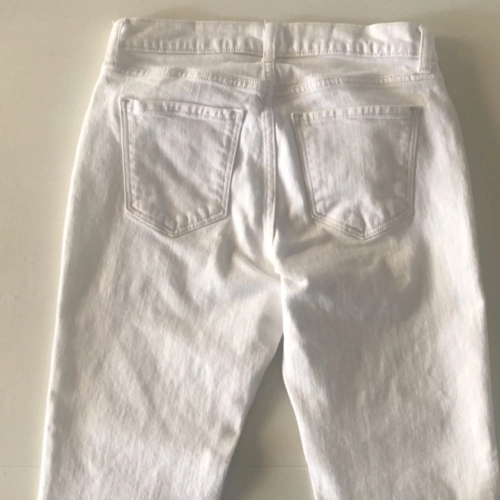 Old Navy Mid-rise Boyfriend Off-white Jeans - Picture 3 of 9